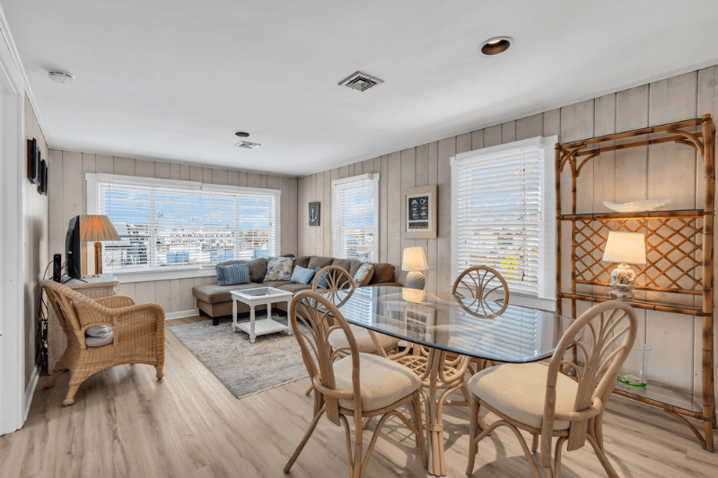 Point Pleasant Beach Condo: 108 Ocean Ave
