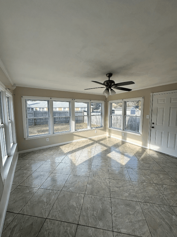 CHESAPEAKE House: 508 CROWN CRESCENT