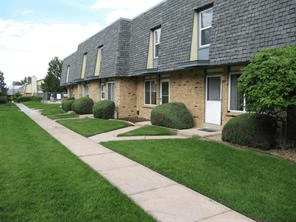Lakewood Townhome: 1482 S. Pierson