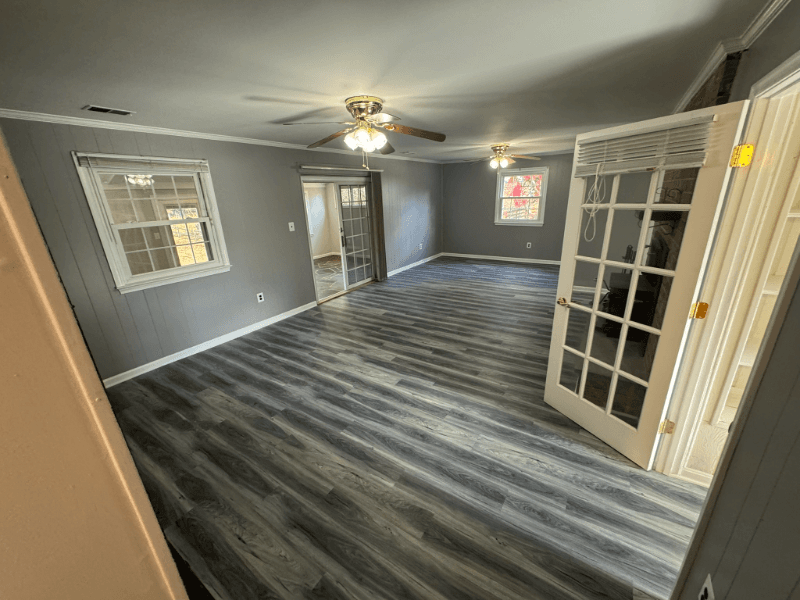 Olney House: 19532 Olney Mill Rd
