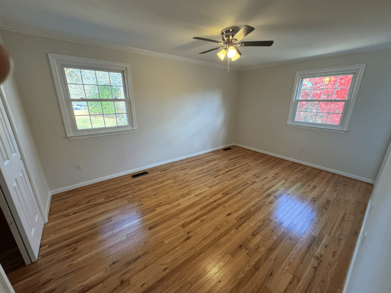 Olney House: 19532 Olney Mill Rd
