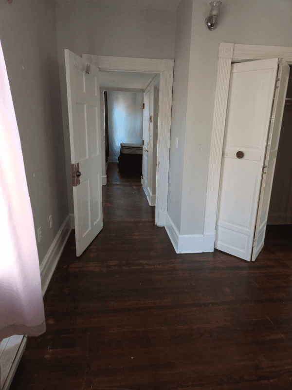 Waterbury Apartment: 151 Hillside Ave,