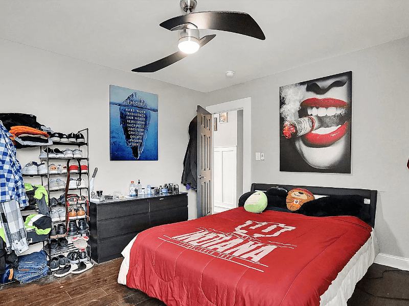 Indianapolis House: 1641 Iowa St