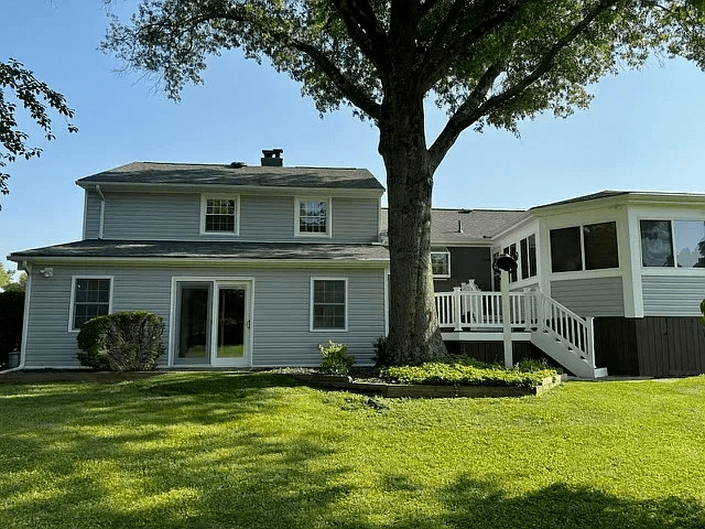 Olney House: 19532 Olney Mill Rd