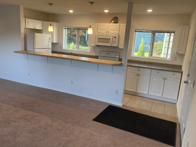 Burien House: 13628 2nd Ave SW