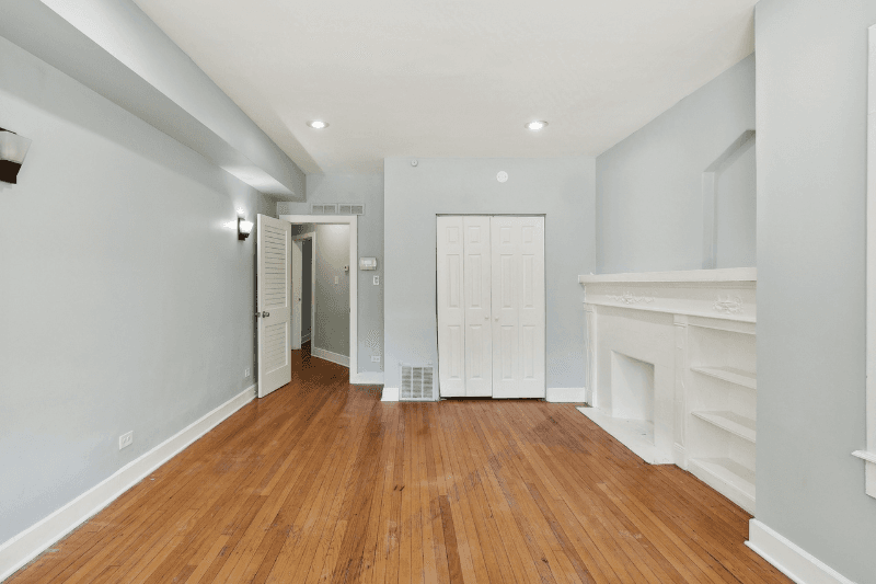 Chicago Apartment: 8045 S Maryland Ave