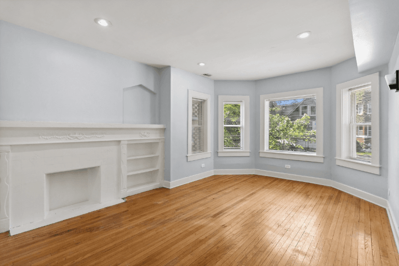 Chicago Apartment: 8045 S Maryland Ave