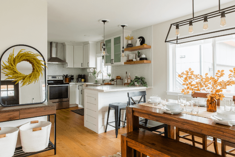 Seattle House: 7947 10th Ave SW