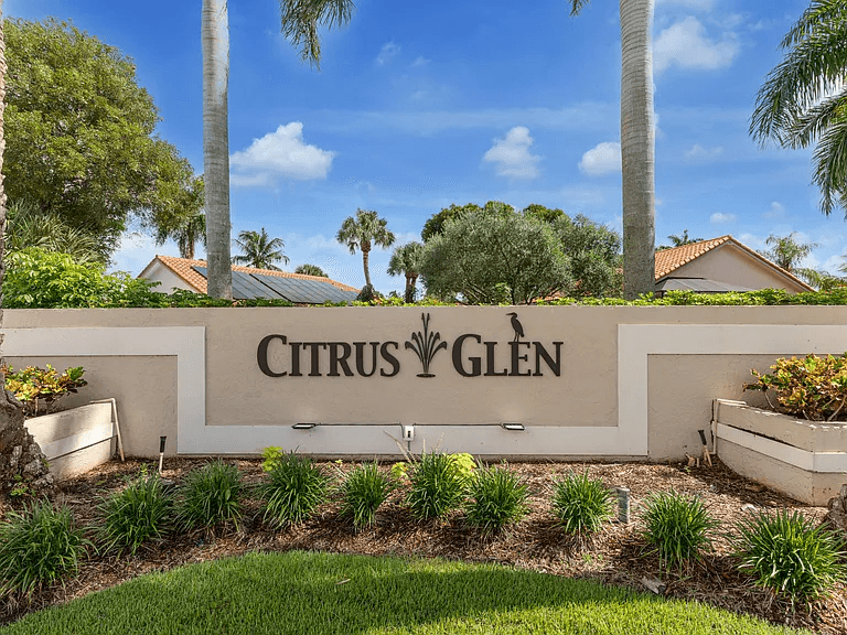 Boynton Beach House: 190 Temple Ave