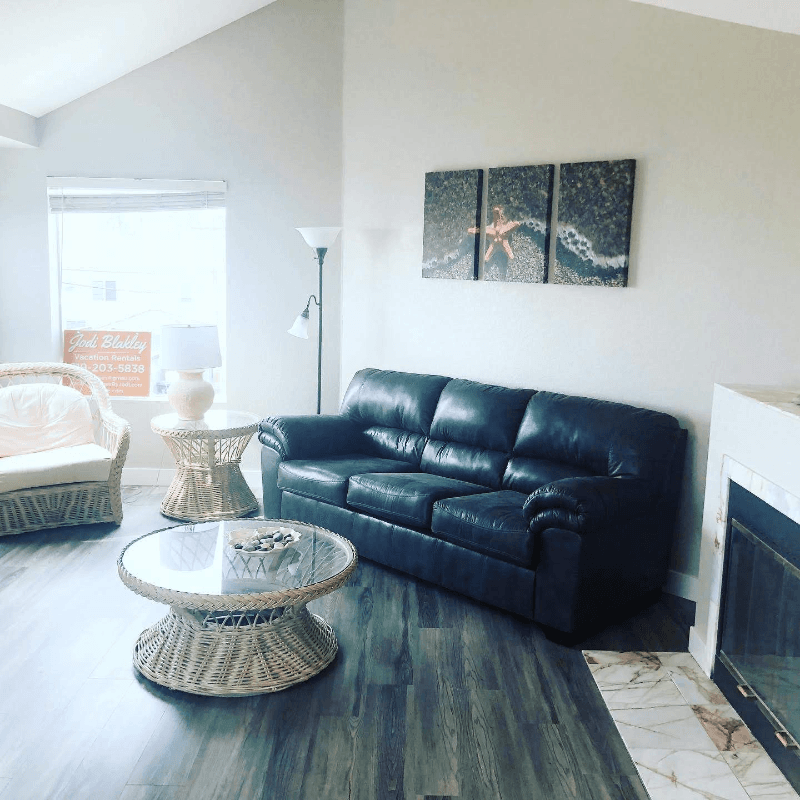 Oceanside Condo: 605 S Myers