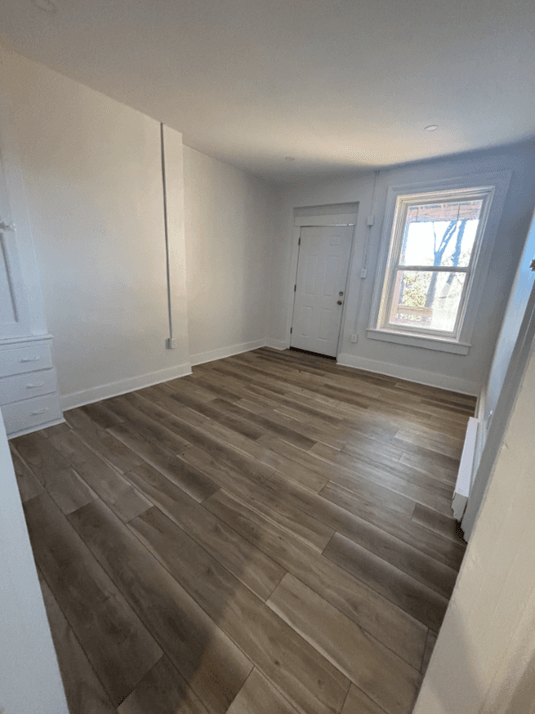 Albany Apartment: 96 Chestnut Street