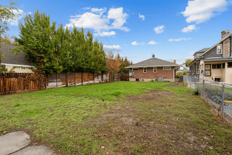 Salt Lake City Townhome: 1086 S Lake St