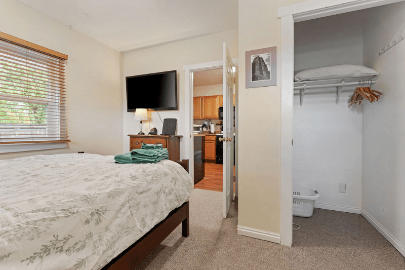 Salt Lake City Townhome: 1086 S Lake St
