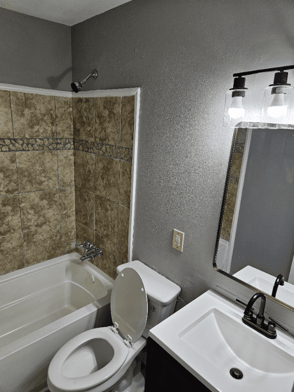 Baton Rouge House: 311 Crestview Ave