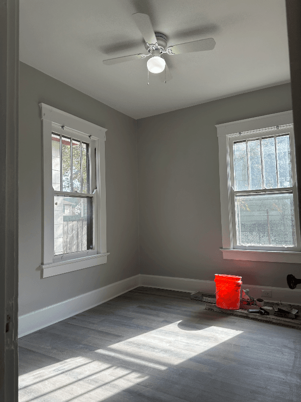 Covington House: 401 E 15th St