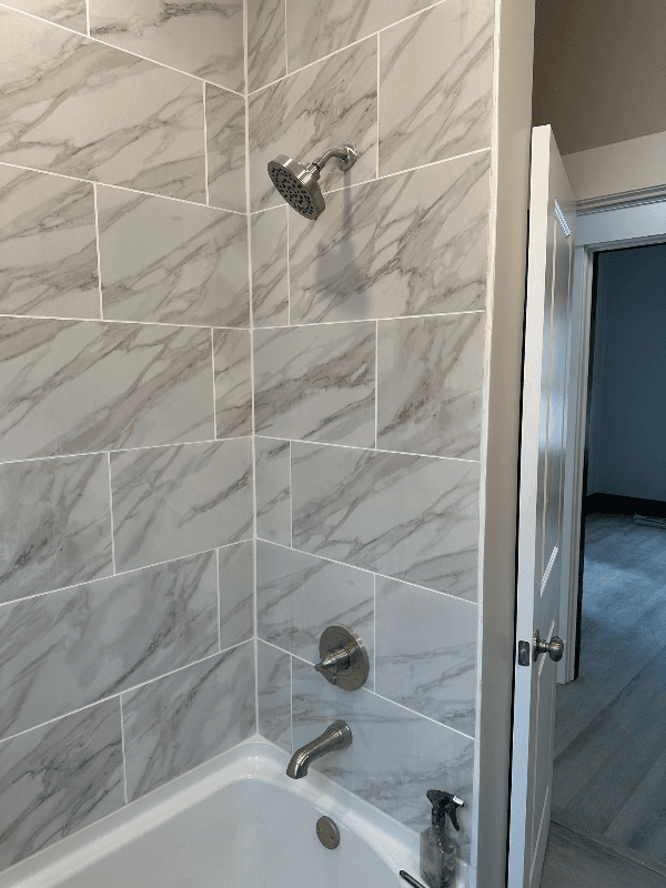 Covington House: 401 E 15th St