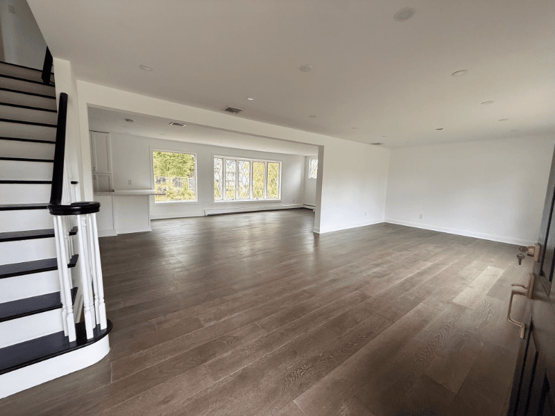 East Hanover House: 71 Tiffany Drive