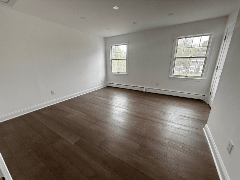 East Hanover House: 71 Tiffany Drive