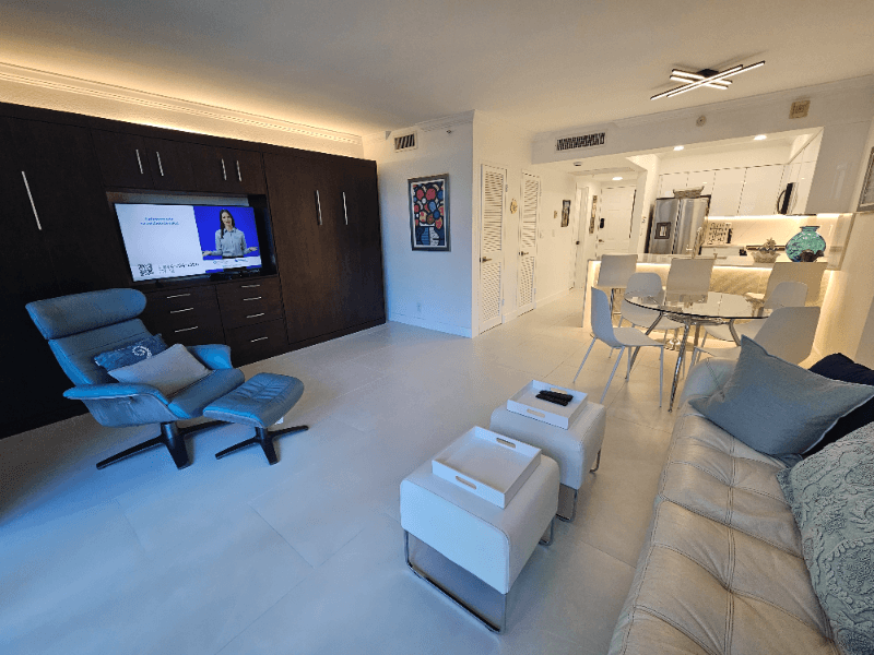 Hollywood Condo: 2501 S Ocean Dr