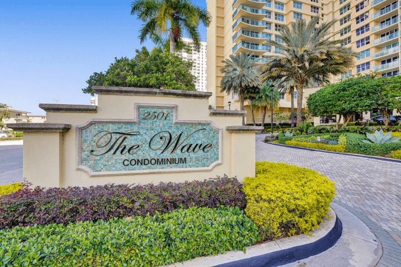 Hollywood Condo: 2501 S Ocean Dr