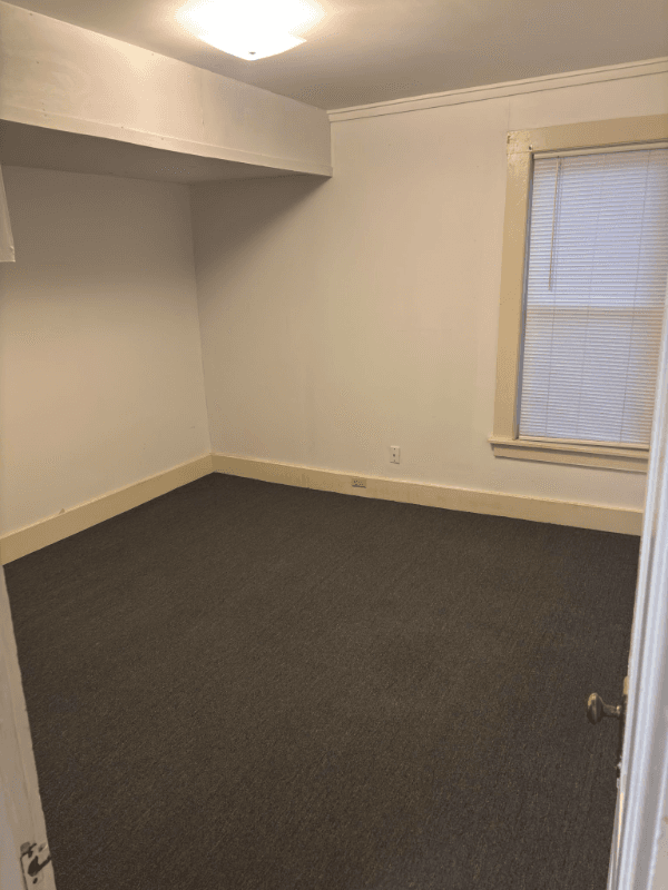 Franklin Apartment: 47 Elkins street, B