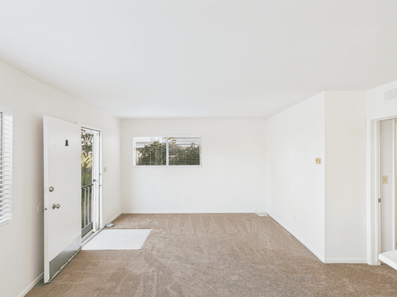 Carlsbad Apartment: 2340 Ocean St