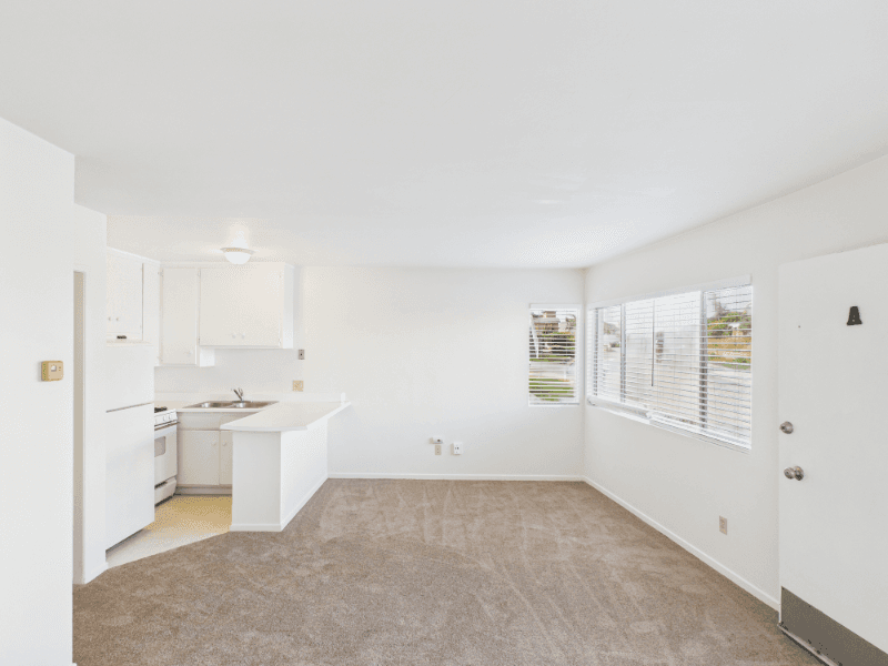 Carlsbad Apartment: 2340 Ocean St