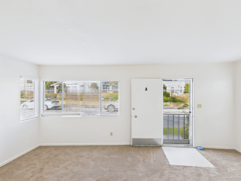 Carlsbad Apartment: 2340 Ocean St