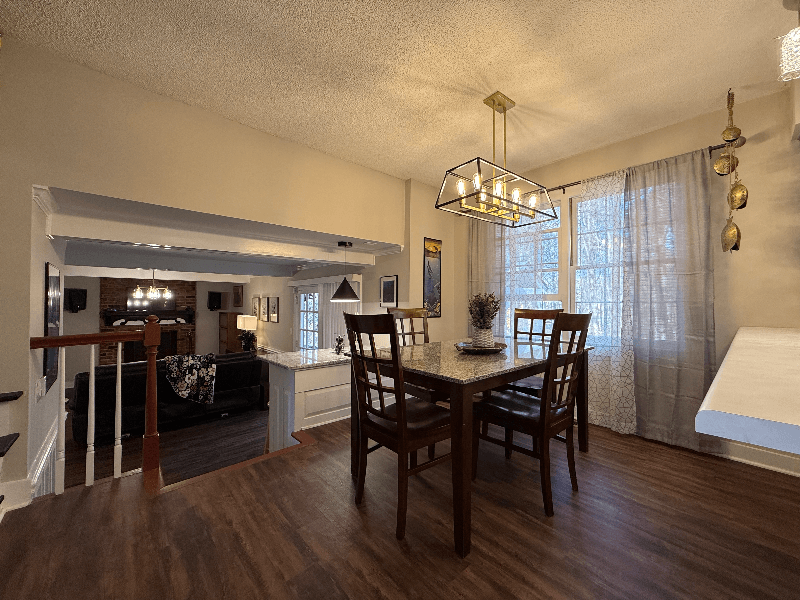 Raleigh House: 505 Westbrook Drive
