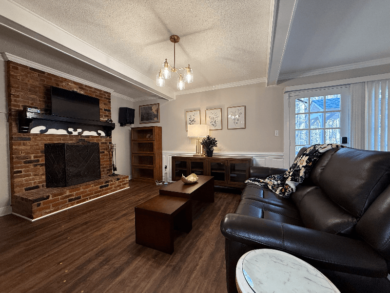 Raleigh House: 505 Westbrook Drive