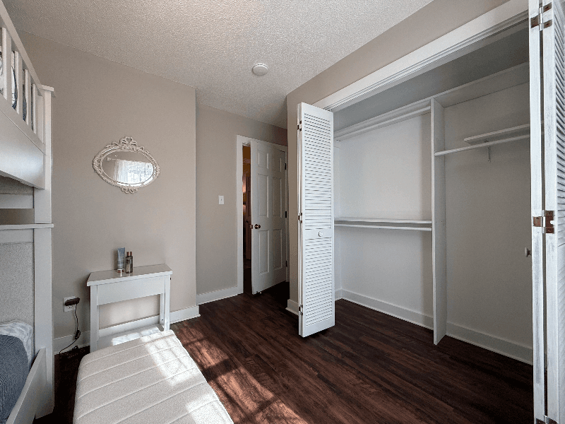 Raleigh House: 505 Westbrook Drive