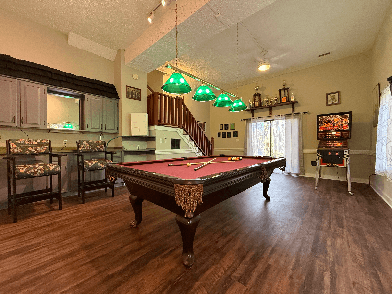 Raleigh House: 505 Westbrook Drive