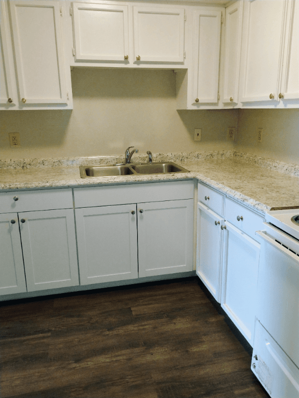 BATON ROUGE Multiplex: 1754 CEDAR LAKE DR APT D