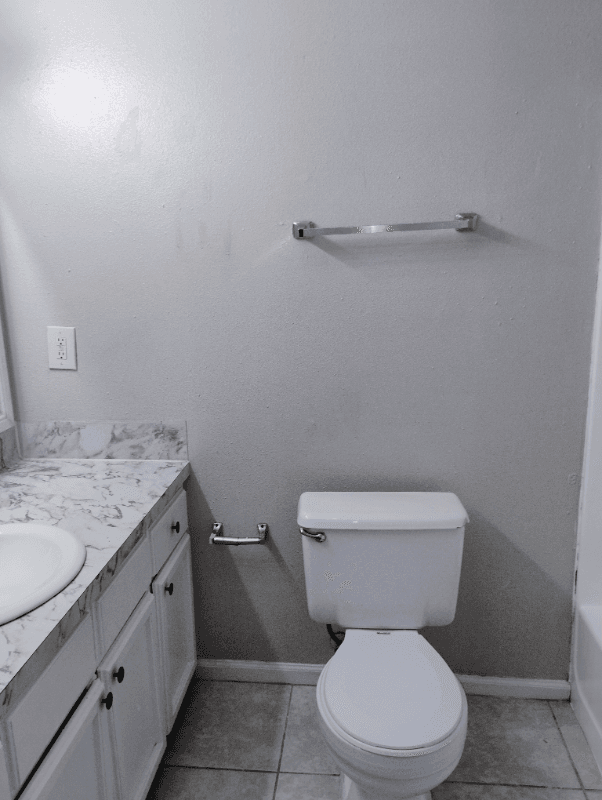BATON ROUGE Multiplex: 1754 CEDAR LAKE DR APT D