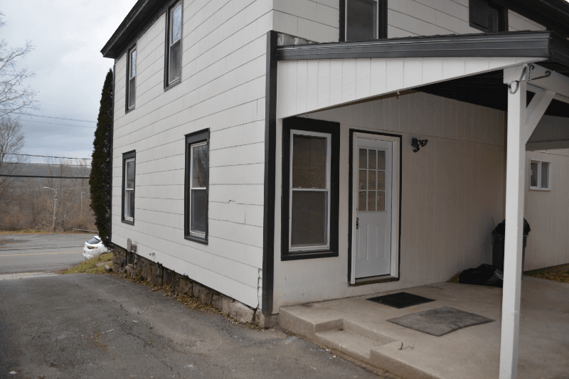 Ilion House: 330 E Main Street