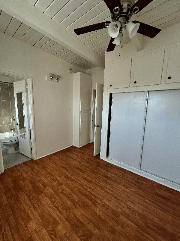 los angeles Apartment: 1909 beachwood dr