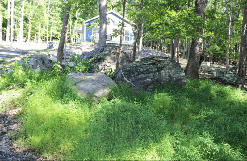 HARPERS FERRY House: 86 VALLEY VIEW RD