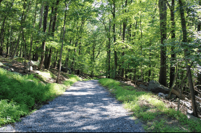 HARPERS FERRY House: 86 VALLEY VIEW RD