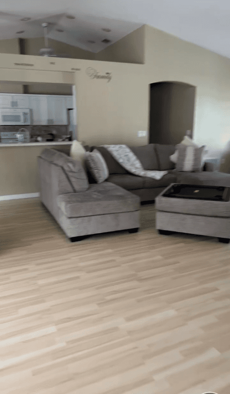 Spring Hill House: 5253 Frost Rd