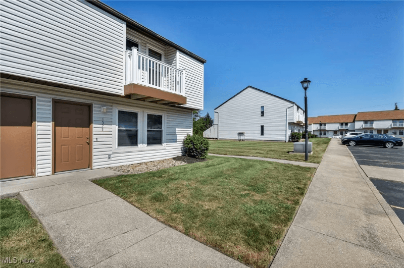 Kent Single Room: 1505 Whitehall Blvd