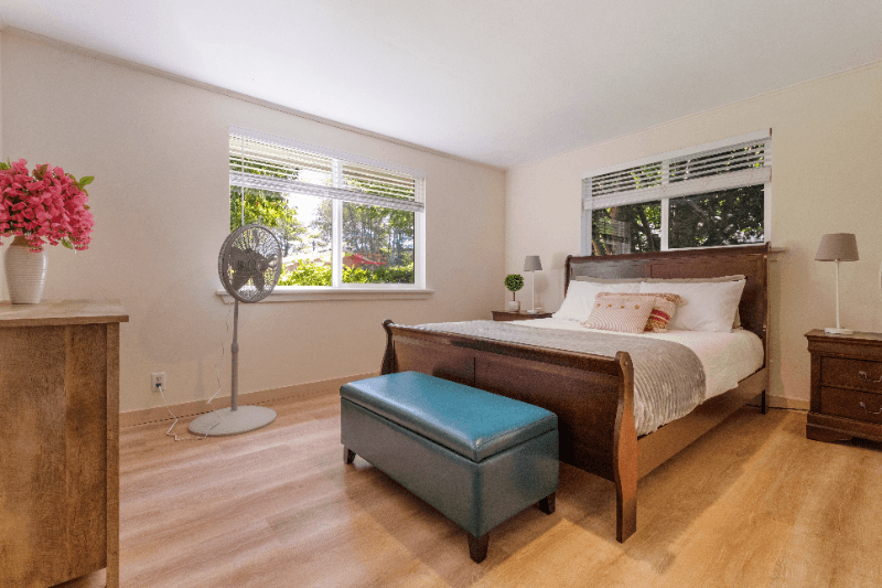 Westport House: 711 N 3rd St