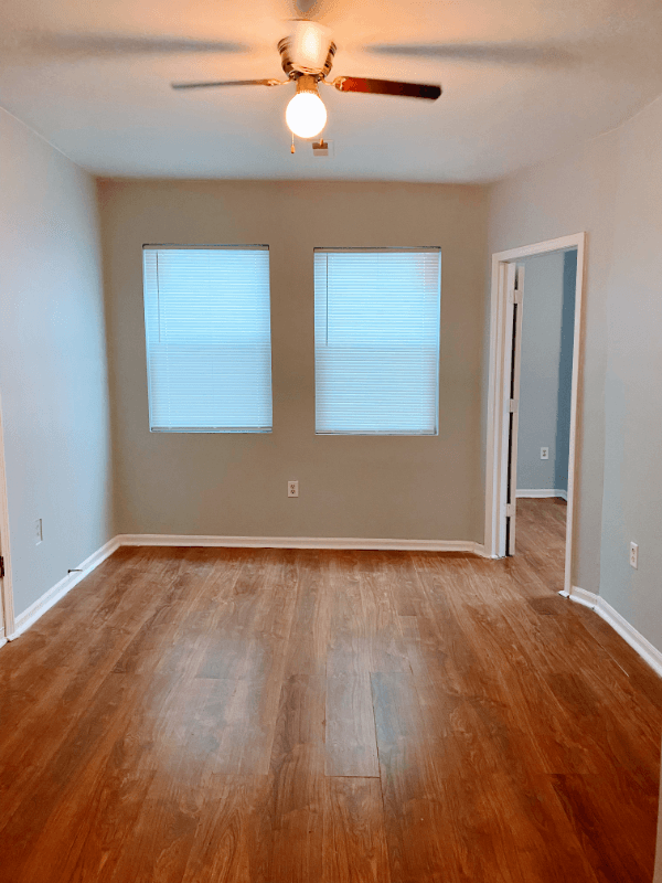 Chicago Apartment: 4851 S Ashland Ave