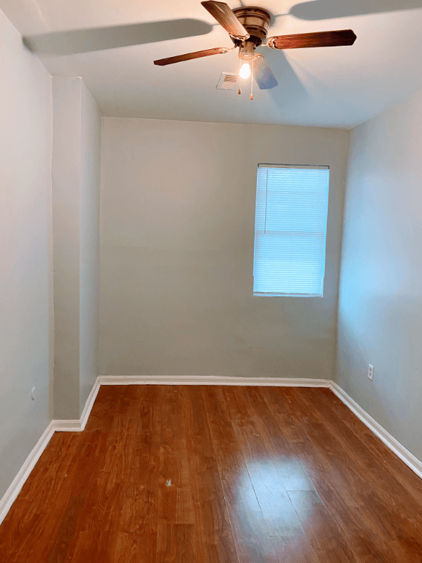Chicago Apartment: 4851 S Ashland Ave