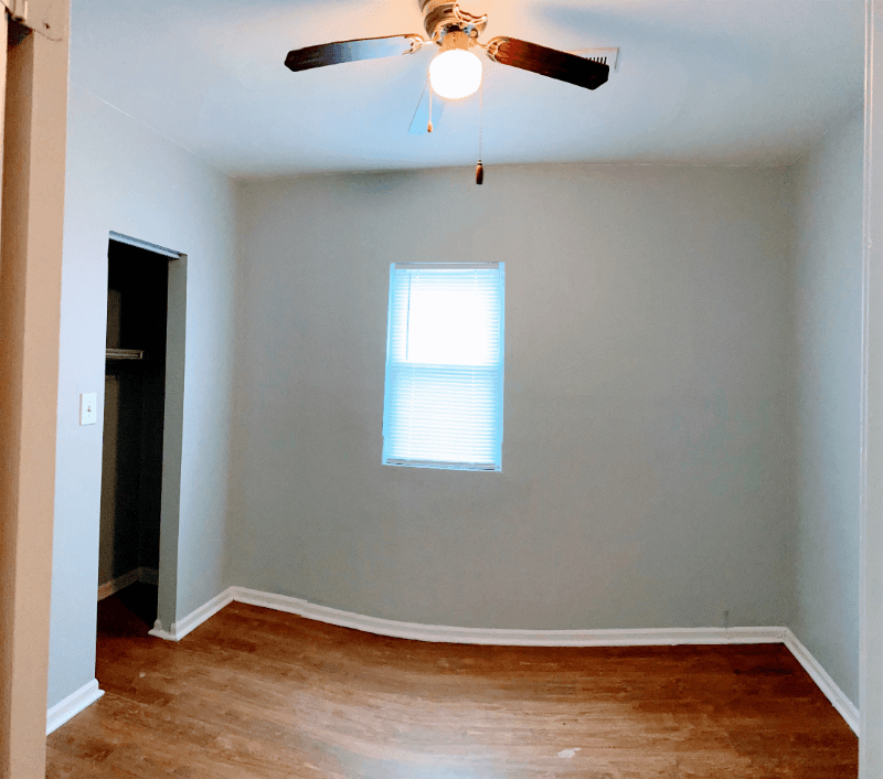 Chicago Apartment: 4851 S Ashland Ave