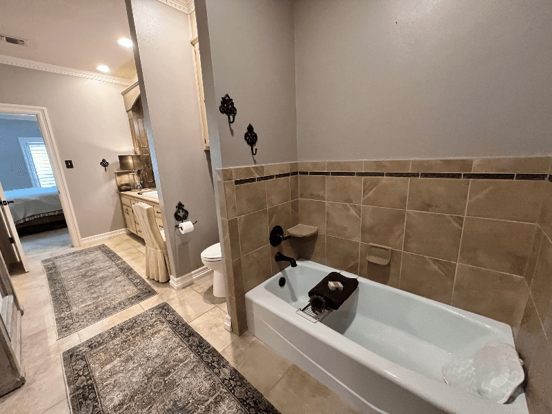 Midland Townhome: 37 Lafayette Pl