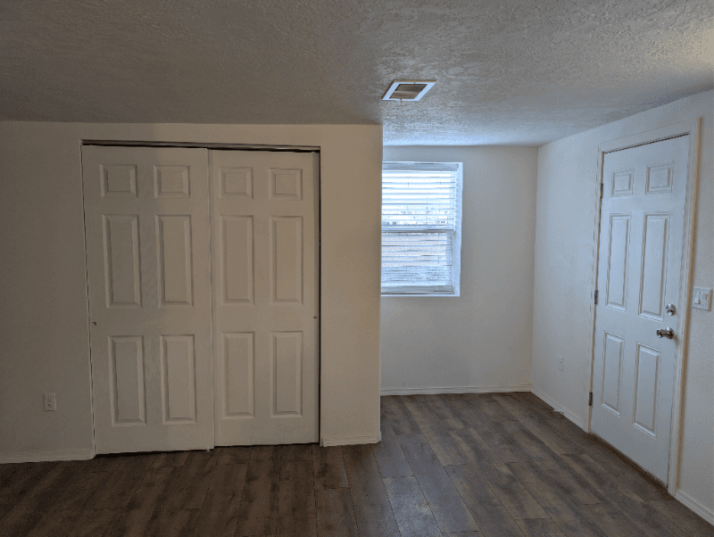Albuquerque House: 164 Willow Rd NW