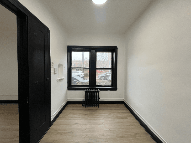 Lakewood Apartment: 1411 Roycroft Ave.