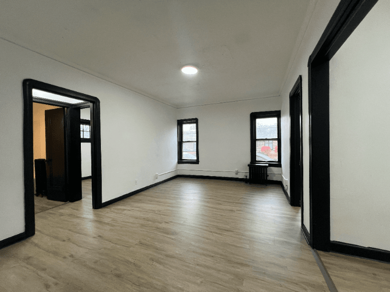 Lakewood Apartment: 1411 Roycroft Ave.