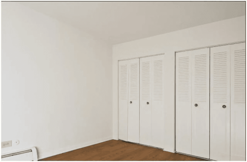 Waukegan House: 3060 Kathe Ln