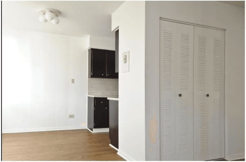 Waukegan House: 3060 Kathe Ln